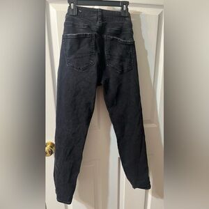 Black American eagle mom jeans (x-short length)